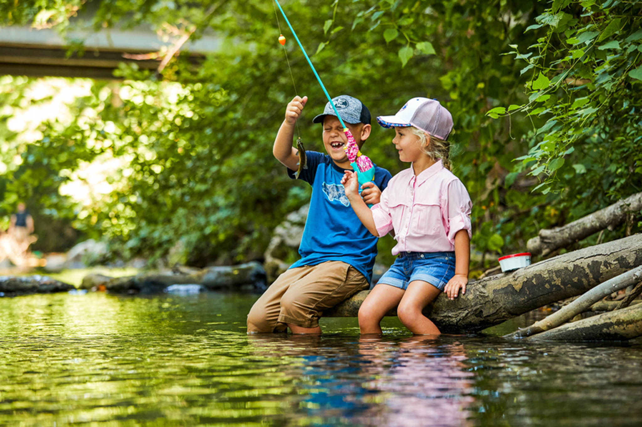 Kids fishing